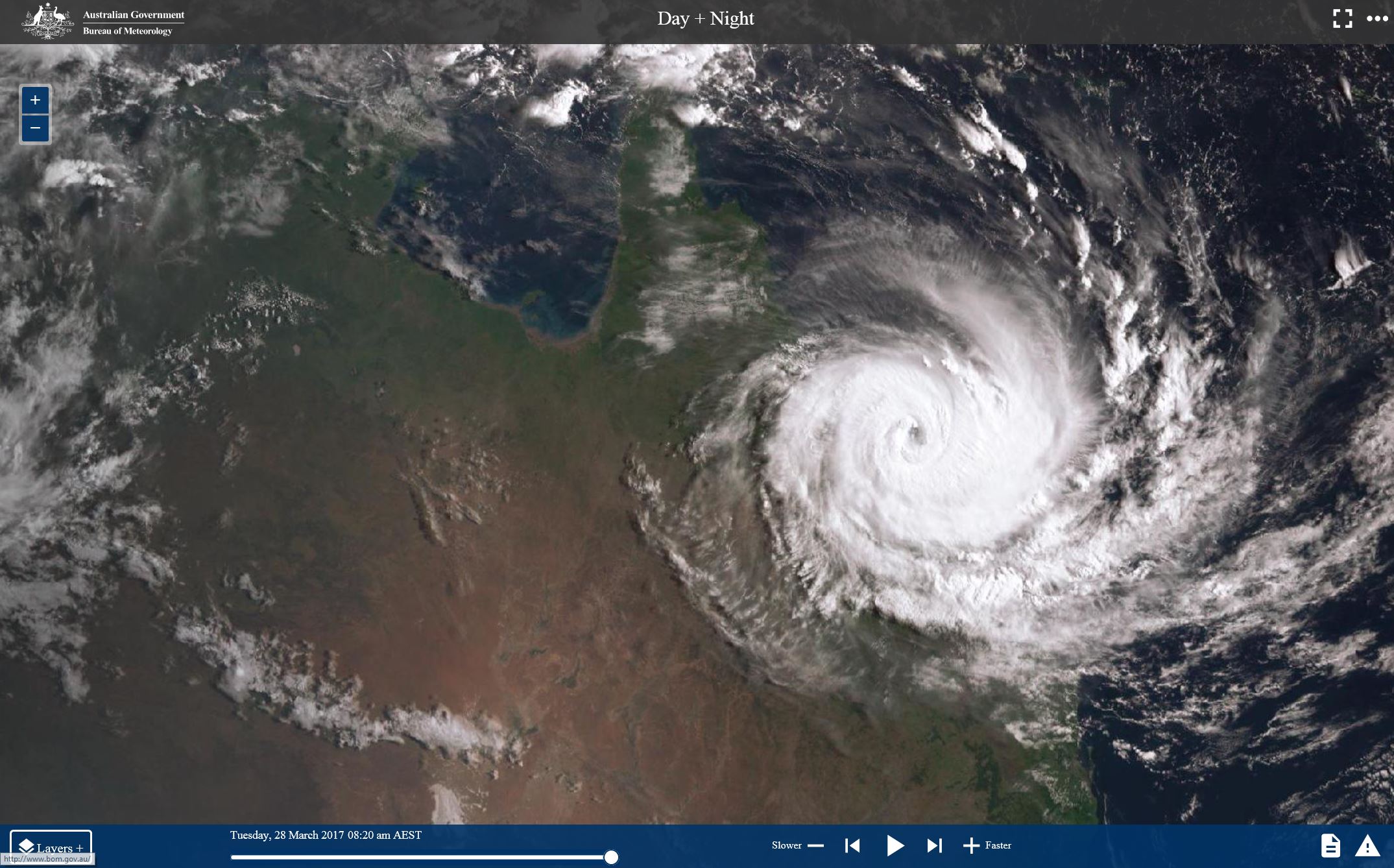 Tropical Cyclone Debbie crossing the coast Thumbnail
