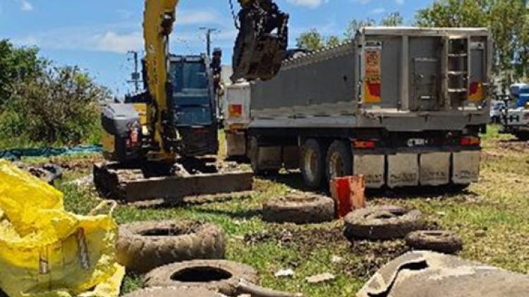 Rocklea creek DES clean up