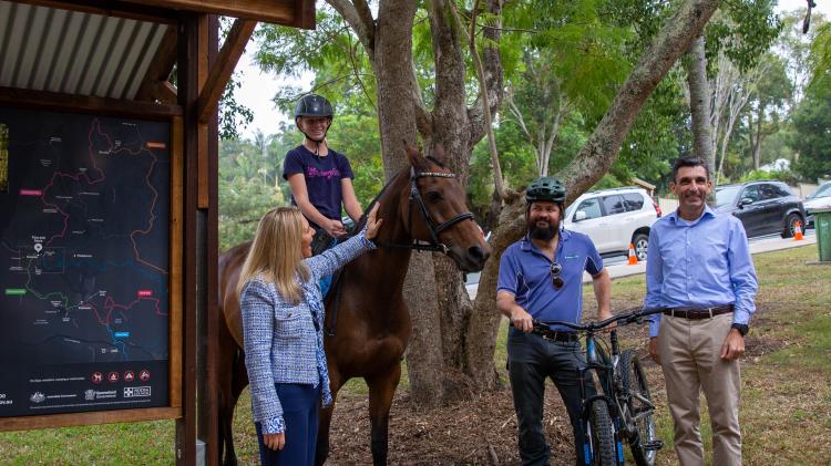 Noosa Mayor Clare Stewart and QRA CEO Major General Jake Ellwood (Retd) with trail users 