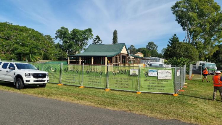 Voluntary home buy-back demolitions and materials recovery in Maryborough, Queensland