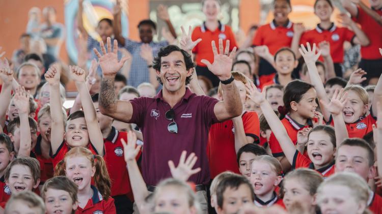 Get Ready Queensland Ambassador Johnathan Thurston with Year 6 students from St Francis Xavier Catholic Primary School, West Mackay.