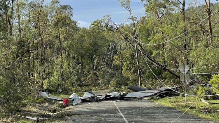 SEQ storms - QFES power lines and shed