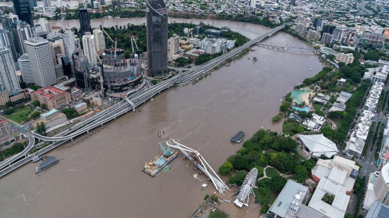 Brisbane River in flood 2022